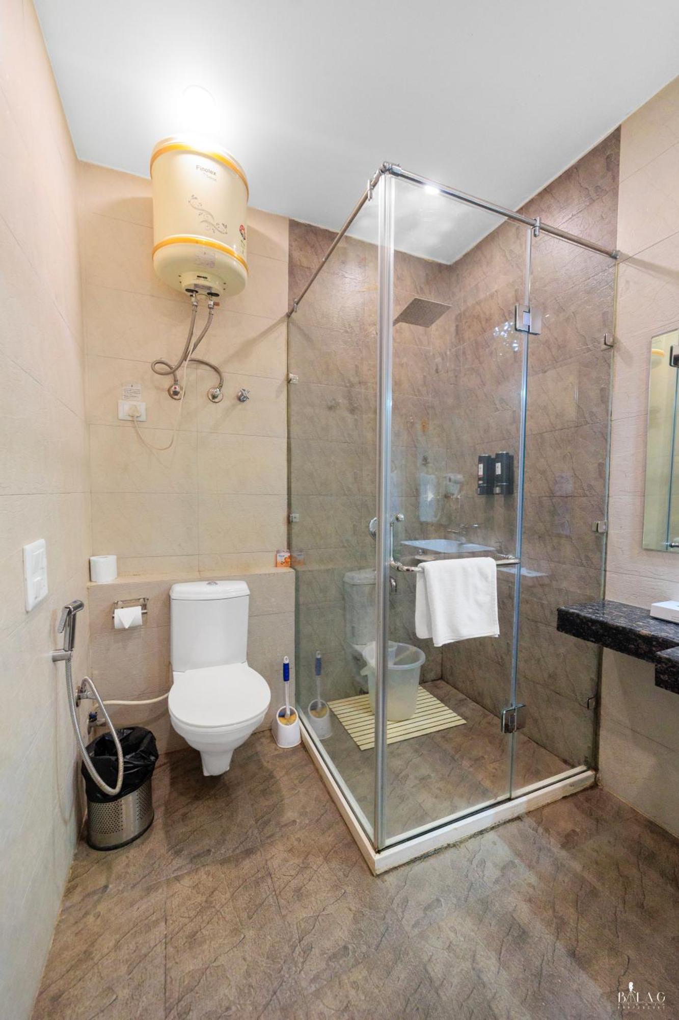 เวทา5 อยุรเวทา แอนด์โยคะ รีทรีต Hotel ริชิเคช ภายนอก รูปภาพ